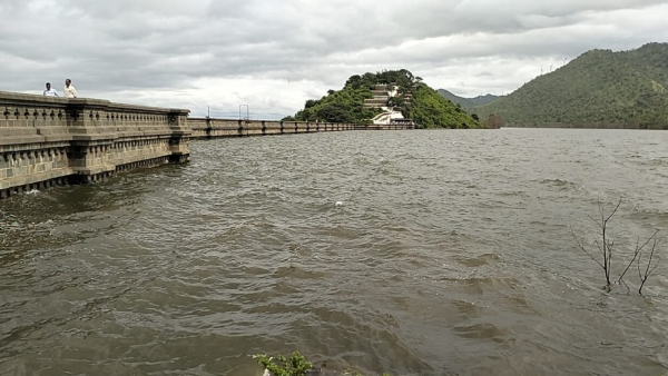 Vani Vilasa Sagara dam water level Reaches 126 60 Feet