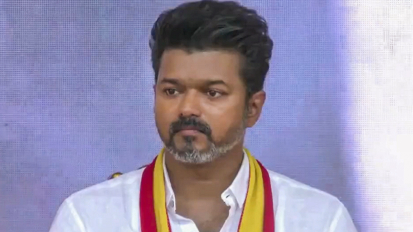 Actor Vijay Prakashraj called Dalpati Vijay gold what s in the tweet