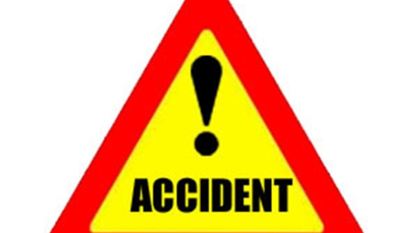 Accident Between Innova and Fortuner Cars on National Highway 13 8 people injured