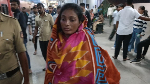 Beggar Woman Arrested for Using Child for Begging in Chamarajanagar