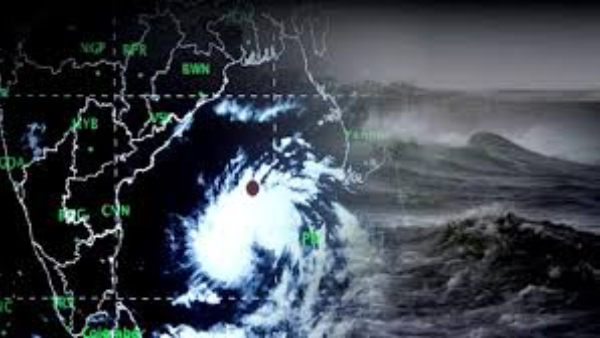 Lashes Rain with Cold Weather in Bengaluru Next 48 Hours Heavy Rain Expected IMD