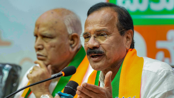 High command is aware of differences in Karnataka BJP DV Sadananda Gowda s explosive statement