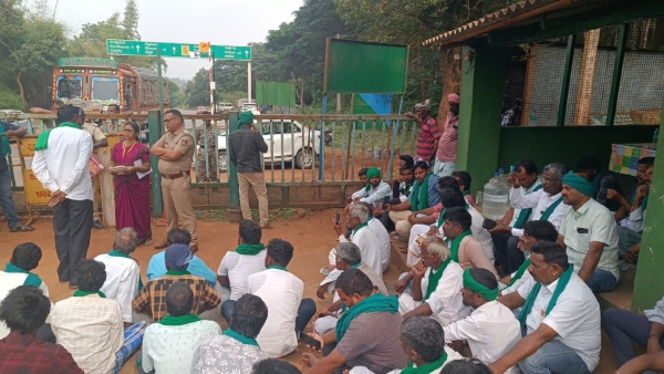 Farmers Protest For Demanding The Abolition Of The Green Tax And Better Traffic Regulations