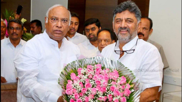 AICC President Mallikarjun Kharge Upset About CM Siddaramaiah And DK Shivakumar