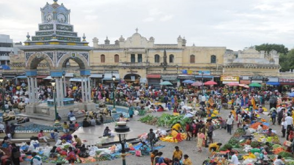 Deepavali Shopping Has Been Brisk In Mysuru Despite The Price Hike