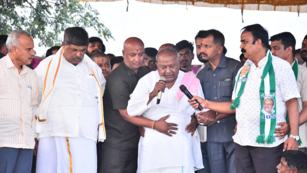 Deve Gowda Vows Not To Rest Till Congress Government Is Removed