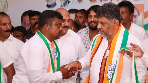 DK Shivakumar Said There Is No Future In BJP JDS