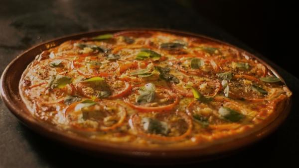 Food deep fried frog pizza is the news in market now Food deep fried frog pizza is the news in market now