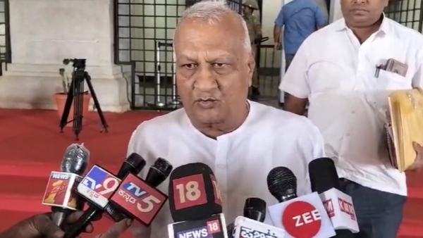 MLA Raju Kage Raised Voice for Karnataka Government Employees on Wage Discrimination MLA Raju Kage Raised Voice for Karnataka Government Employees on Wage Discrimination