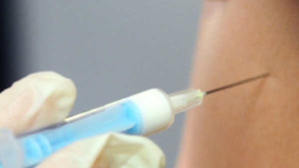 Doctor and Nurse 5 time Injection has given to Young Woman in Bengaluru s private hospital Doctor and Nurse 5 time Injection has given to Young Woman in Bengaluru s private hospital