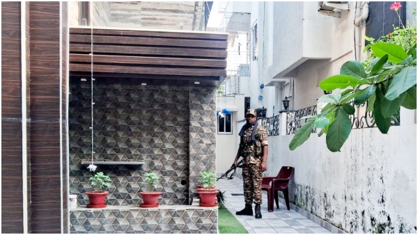 Income tax raids hemant soren aide jharkhand polls