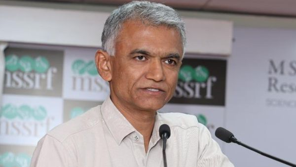 Revenue Minister Krishna ByreGowda Given Information About Bagar Hukum Scheme Applicants