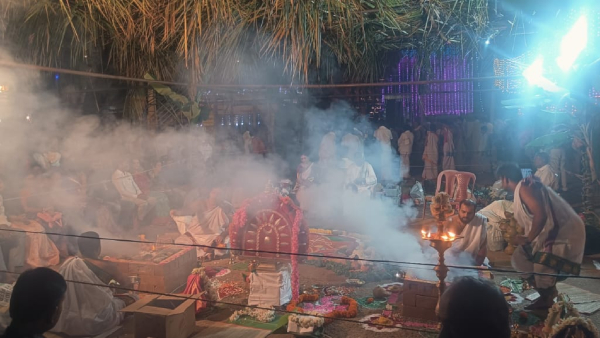 laksha deepotsava in chikkaballapur temples on monday the last day of Karthika month