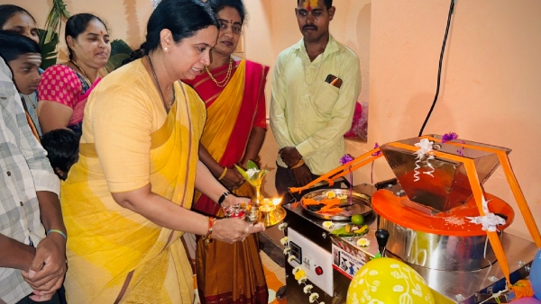 Flour Mill Set Up By Woman With Gruhalakshmi Scheme Help