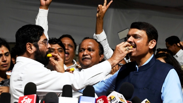Maharashtra election Exit Polls BJP amp amp Mahayuti back to power in Maharashtra there is a twist