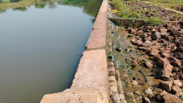 Water Constantly Leaking In Mysore Hoskatte And Mullakere Lakes