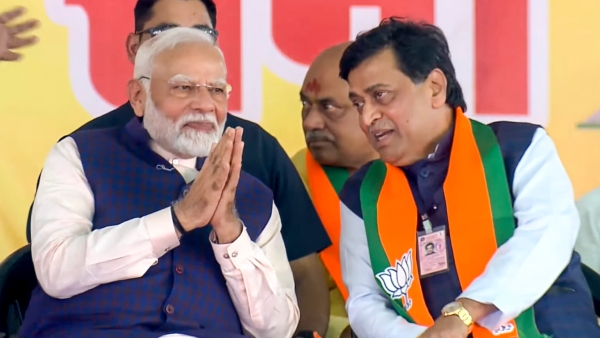 Wont Let Maharashtra To Become Congress ATM Narednra Modi