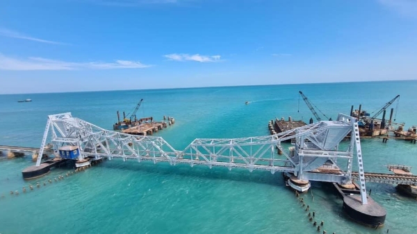 Railway Speed Trail Run In Pamban Sea New Bridge