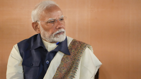 Actor Prakash Raj once again mocks Prime Minister Narendra Modi