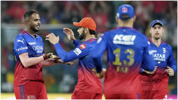 fans saying about this to rcb after see them in ipl mega auction