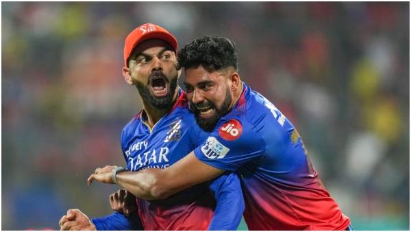 Kannadigas angry over rcb for hindi social media launch