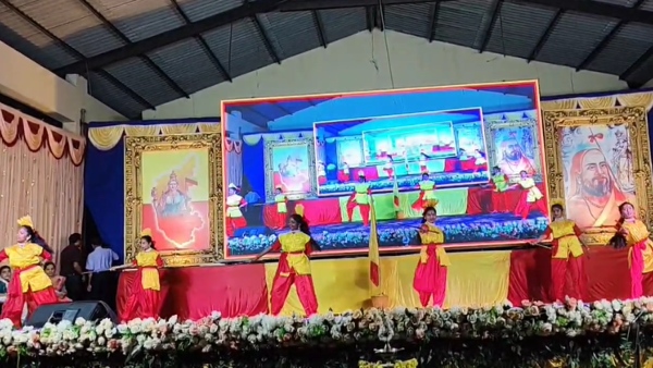 Hindi song was sung in Shivamogga Kannada Rajyotsava program karave outrage Hindi song was sung in Shivamogga Kannada Rajyotsava program karave outrage