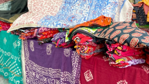 Handloom Items That Brought Beauty To The Mysore Urban Haat