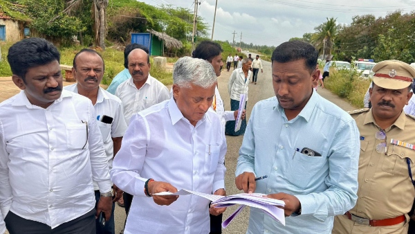 V Somanna inspected Sira-Bukkapatna-Huliaru road construction