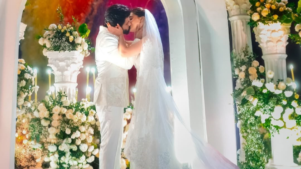 Actress Keerthy Suresh Marries Antony Thattil In Goa Lip-Lock Photo Goes Viral