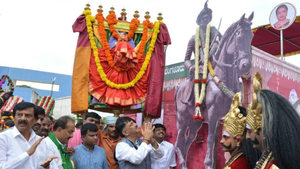 Karntaka Congress Has Hit Back At JDS Who Called The Congress Party Anti-Okkaliga