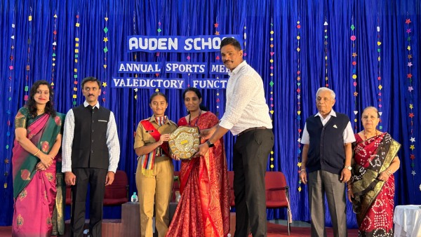 Bengaluru hosakerehalli auden school 2024 sports prize distribution to the winning players