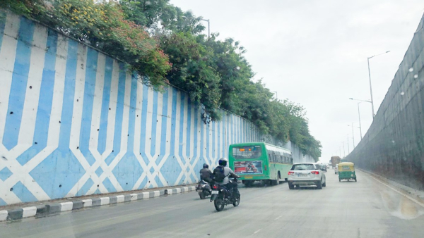 government decides to give 3000 crores to royal family for bengaluru palace land