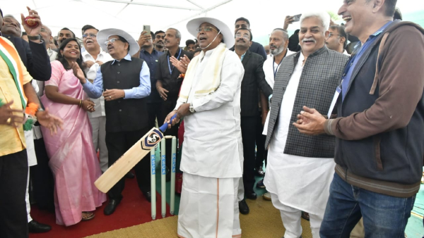 Chief Minister Siddaramaiah Batting At A Cricket Stadium