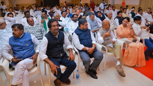 CM Siddaramaiah Promises 2 000 Crore For Constituencies Across Karnataka