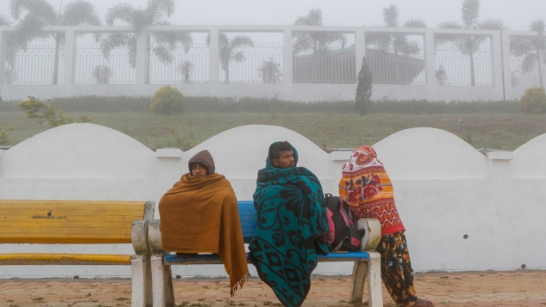 IMD Predicts Rain amp amp Severe Cold in Several States Karnataka Tamil Nadu Affected