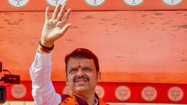 BJP Leaders Meeting In Mumbai Mahayuti Leaders Visits Azad Maidan