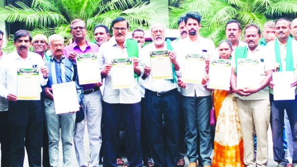 Farmers Protest Against Central Government For Demanding Supply Of Various Demands