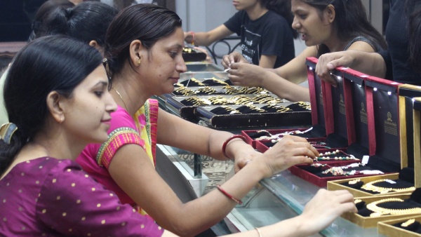 gold and silver price on dec 18th gold price increased in india including bengaluru