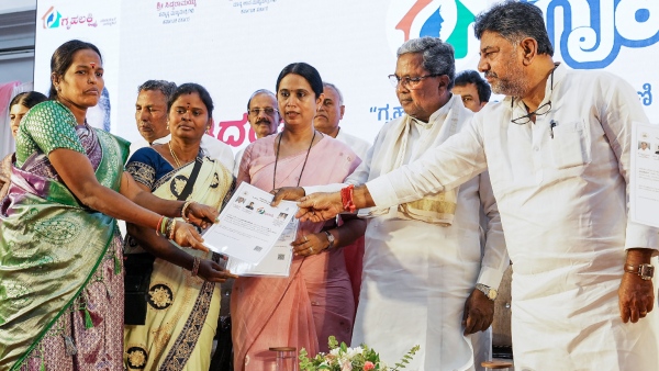 Why is Gruhalakshmi money late every month Lakshmi Hebbalkar says will you get your salary on time Why is Gruhalakshmi money late every month Lakshmi Hebbalkar says will you get your salary on time