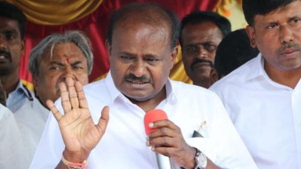 HD Kumaraswamy slams government for lathi charge against Panchamasali seer and leaders