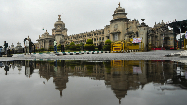 Kannadigas revenge Car24 huge reactions social media after stating leave Bengaluru and come to Delhi