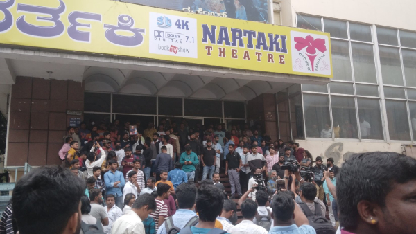 Kiccha Sudeep Max Movie Released Wife Priya Performs Special Pooja For Success