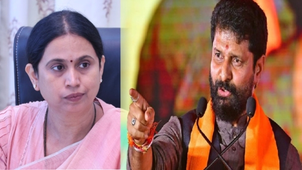 lakshmi hebbalkar sheds tears during press conference