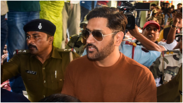 Ms dhoni legal troubles eviction jharkhand house