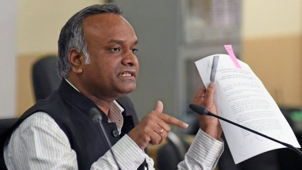 Priyank Kharge Questions Anwar Manipaddy s U-turn On Vijayendra Allegations