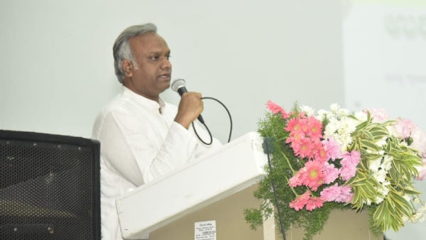 Minister Priyanka Kharge Praises State Government For Crores Of Funds To Tumkur District