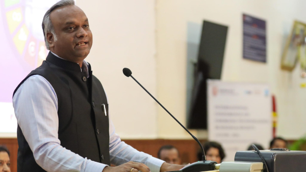 Minister Priyank Kharge Lashes Out at BJP In Hassan Jana Kalyana Samavesha