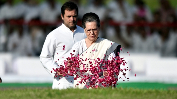 PM Memorial urges Rahul Gandhi to return Nehru s letters that Sonia took in 2008