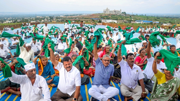 Maharashtra-Karnataka boundary row Belagavi MES protest Shiv Sena joins