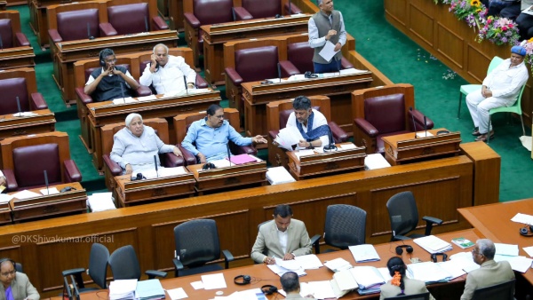 Current Political Issues in India Democracy Governance Election Updates And Accountability